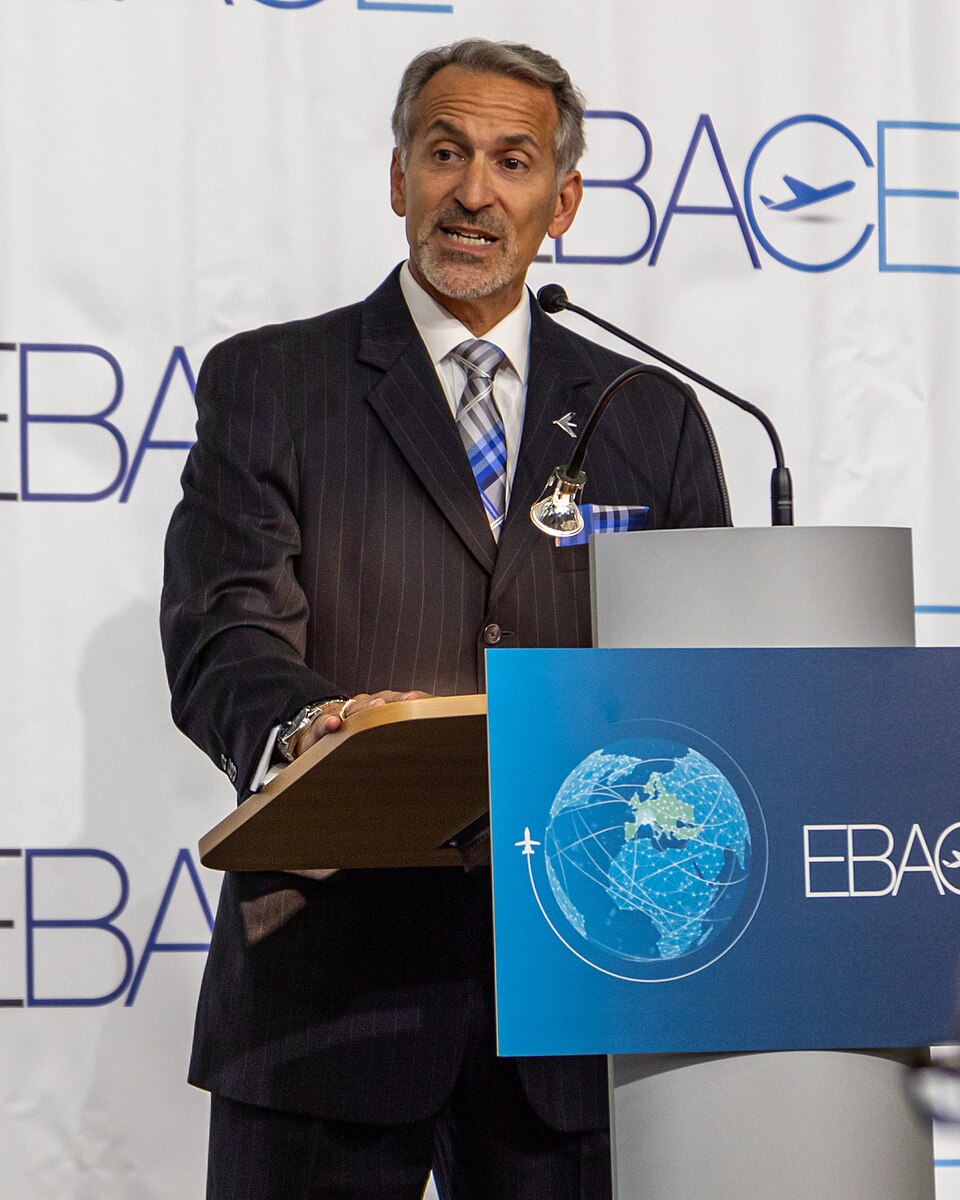 Picture depicting Michael Amalfitano speaking at the European Business Aviation Convention & Exhibition in 2019.