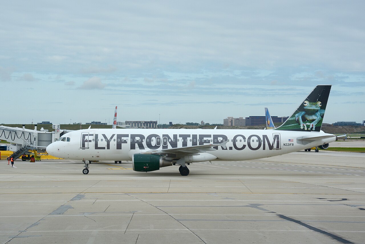 A Frontier Airlines Airbus A320 at Chicago O’Hare International Airport