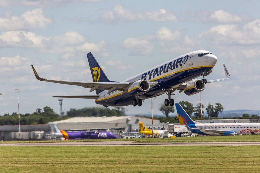 Photo of a departure of a Boeing 737 RyanAir plane in the air