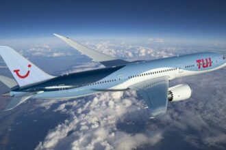 TUI Airways' Boeing 787-9 in the air.