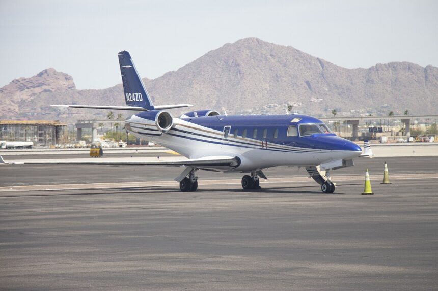 Picture depicting a Gulfstream G-100
